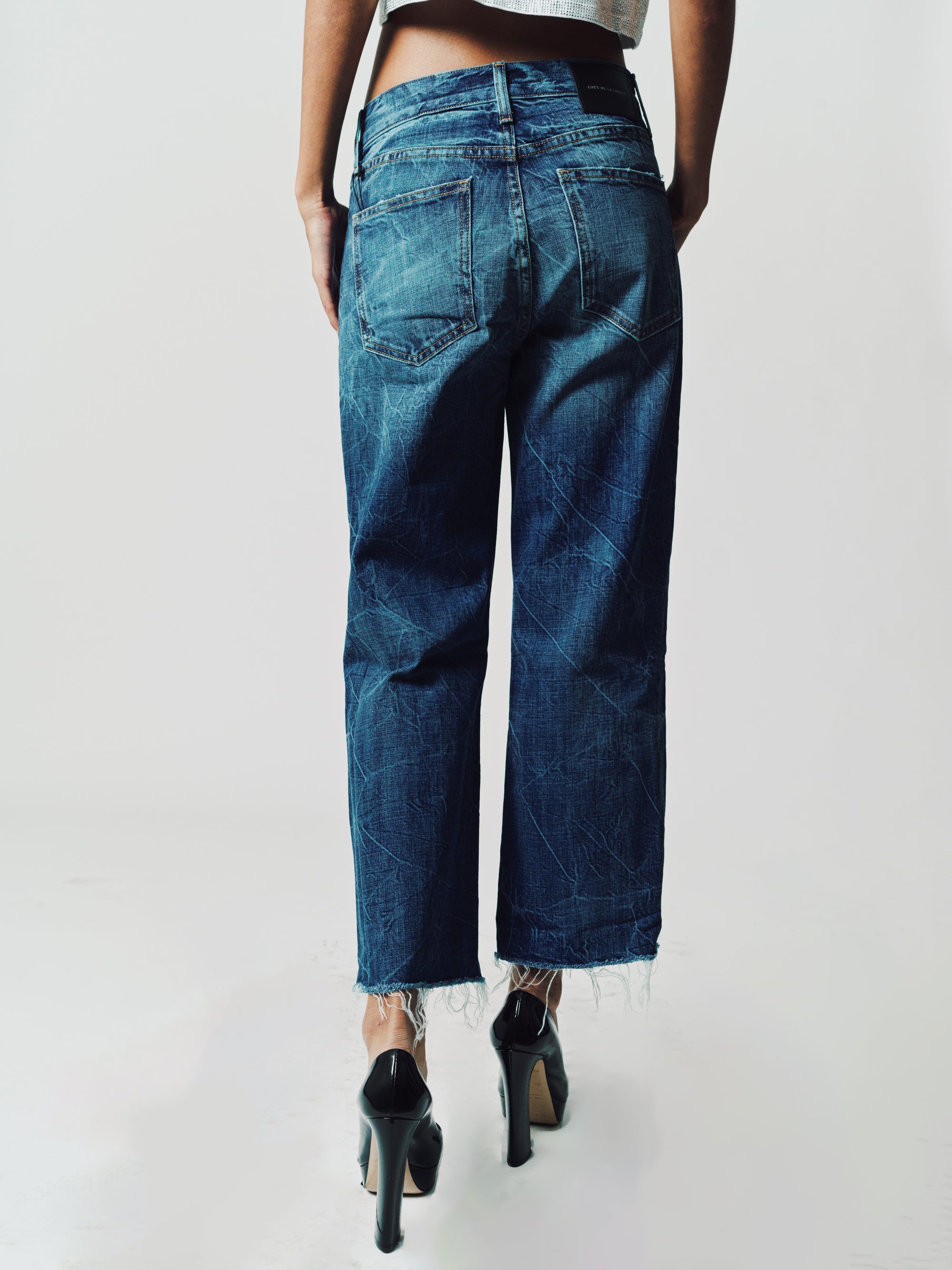 Carrie/Crispy Denim Relaxed Crop